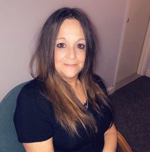 Meet your Posher, Cynthia